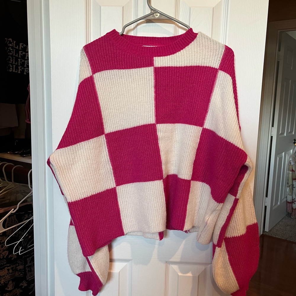 Hot pink and White Checkered Oversized Sweater with Balloon Sleeves